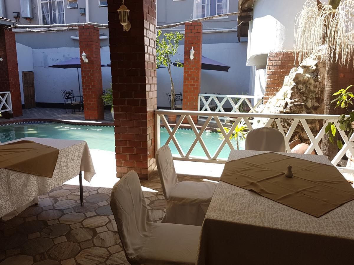The Lusaka Hotel Екстер'єр фото
